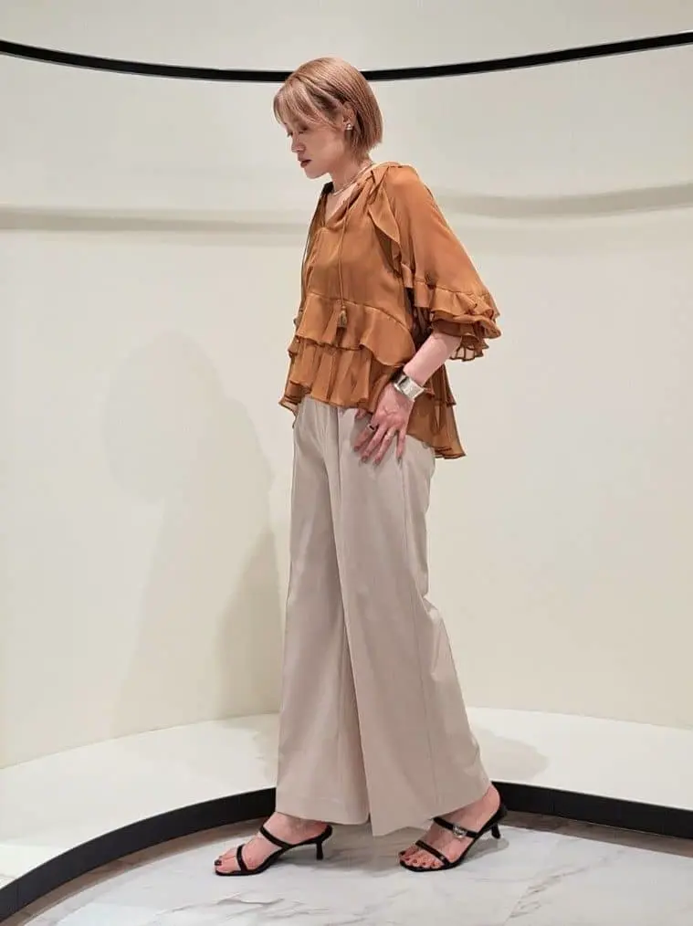 GRACE CONTINENTAL 今野　志保 コーディネート画像