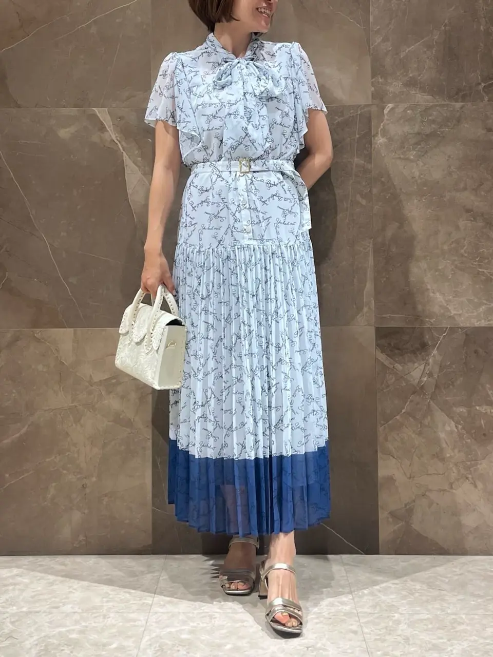 GRACE CONTINENTAL 穐山　香織 コーディネート画像