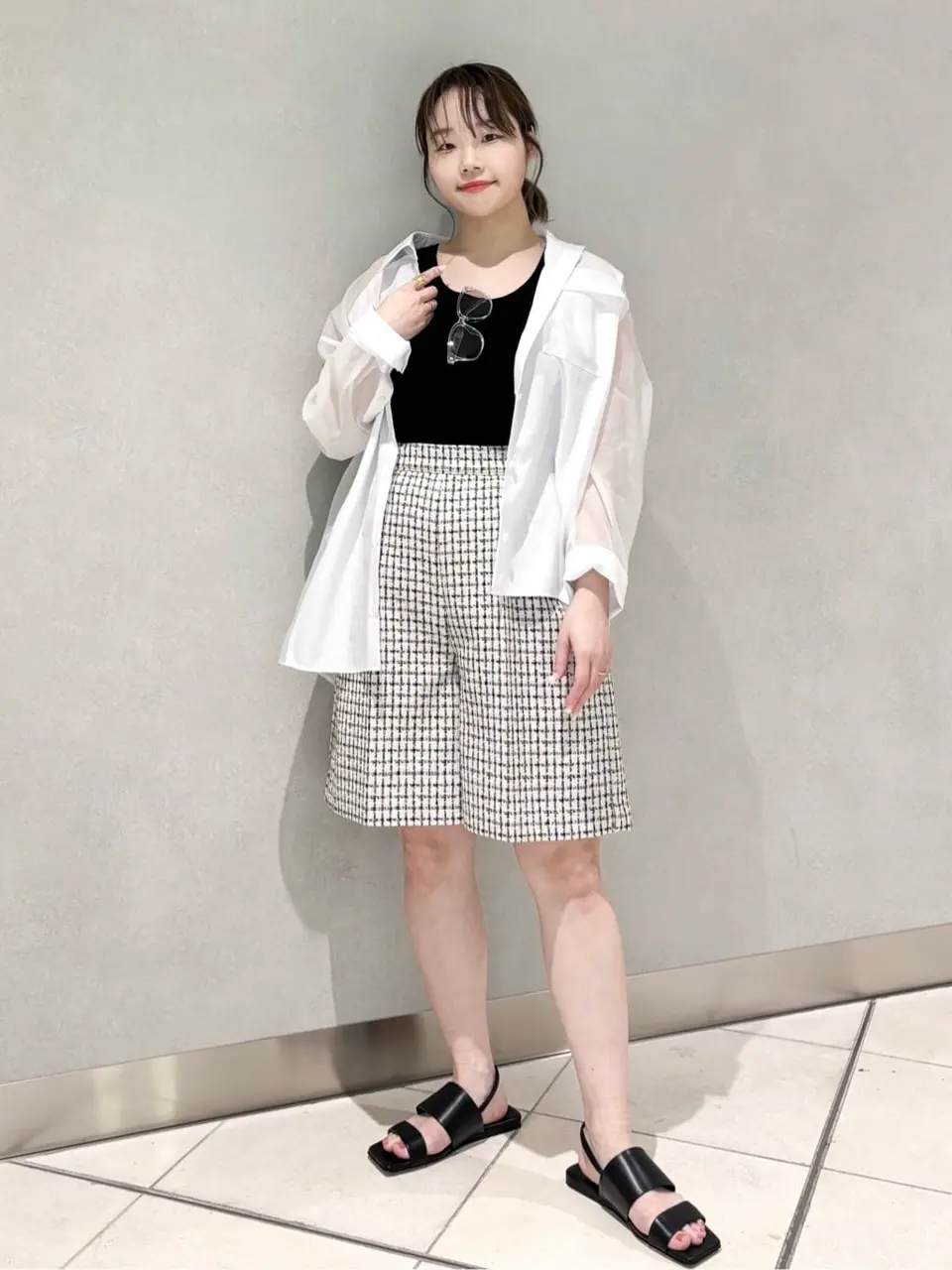 GRACE CONTINENTAL SAYUMI Nagashima コーディネート画像