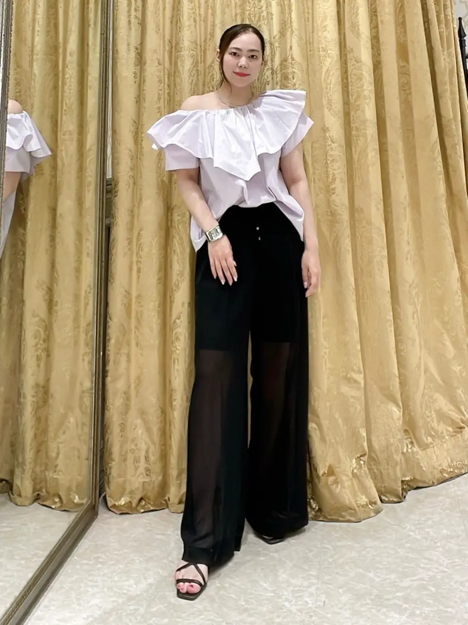 GRACE CONTINENTAL 泉　敦子 コーディネート画像