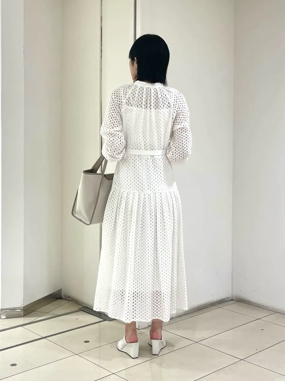 GRACE CONTINENTAL yoshi コーディネート画像