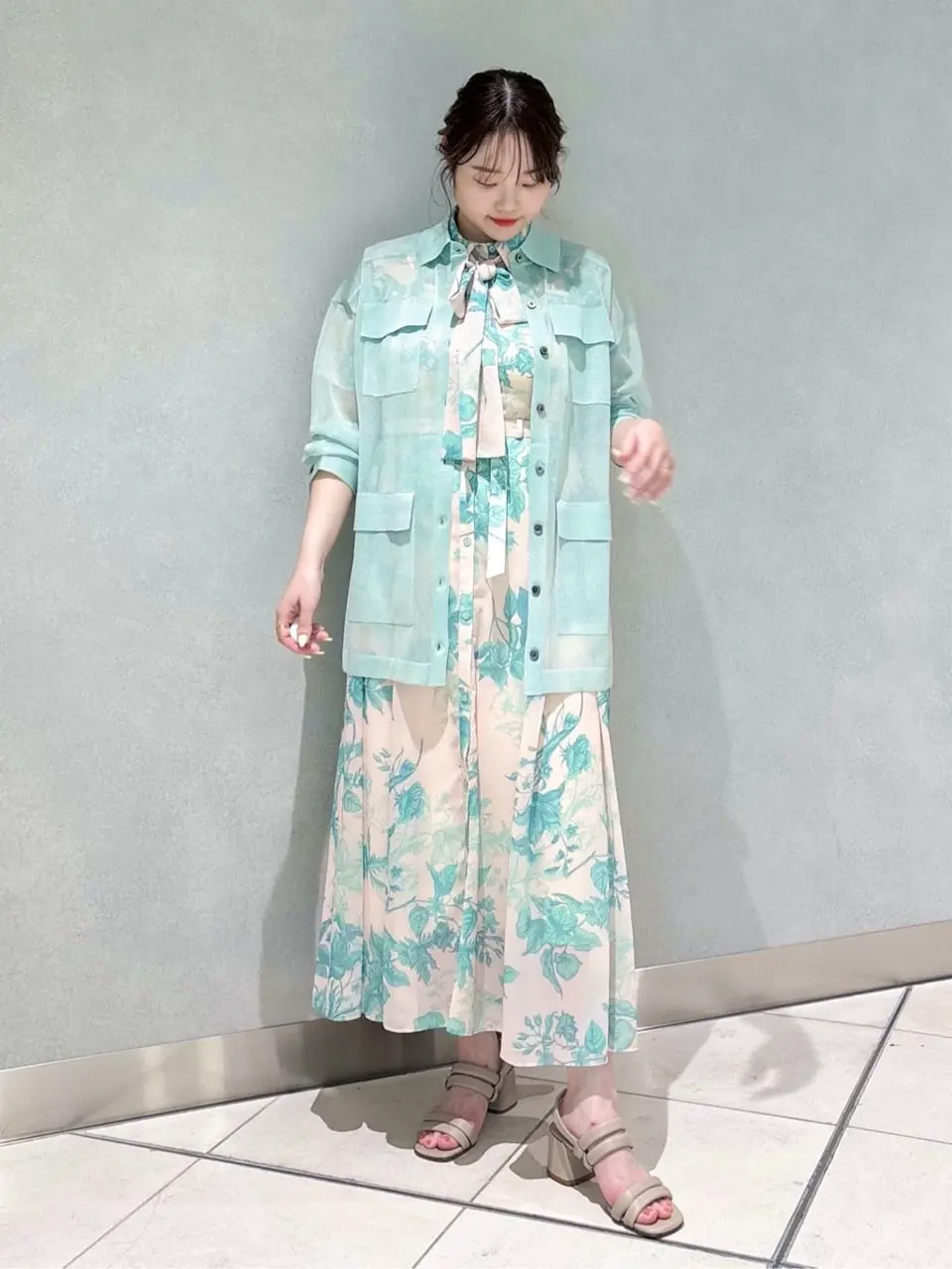 GRACE CONTINENTAL SAYUMI Nagashima コーディネート画像