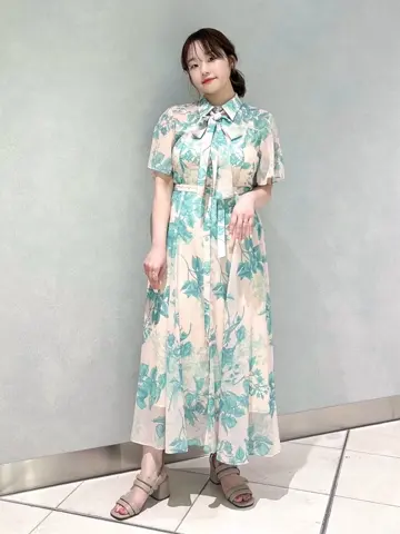 GRACE CONTINENTAL SAYUMI Nagashima コーディネート画像