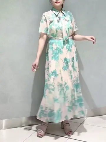 GRACE CONTINENTAL SAYUMI Nagashima コーディネート画像