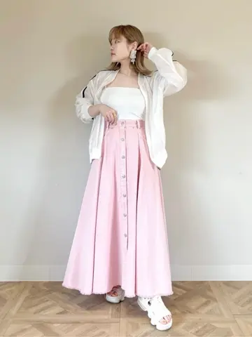 GRACE CONTINENTAL SAYUMI Nagashima コーディネート画像