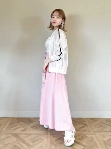 GRACE CONTINENTAL SAYUMI Nagashima コーディネート画像