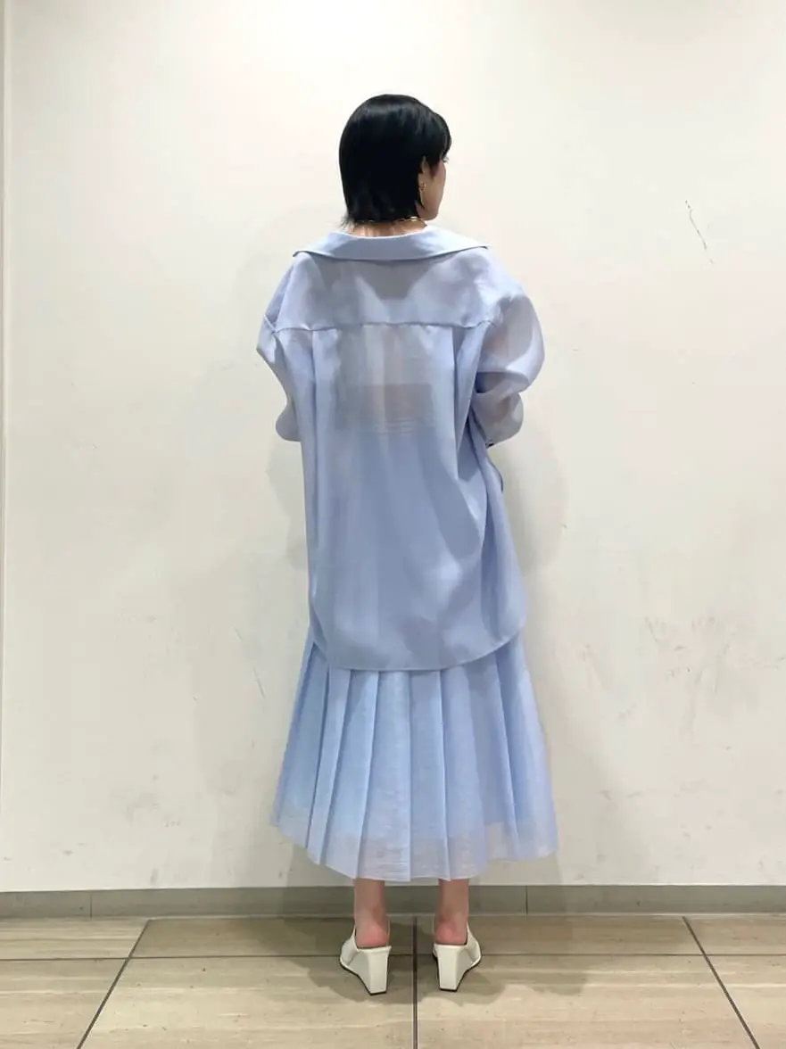 GRACE CONTINENTAL yoshi コーディネート画像