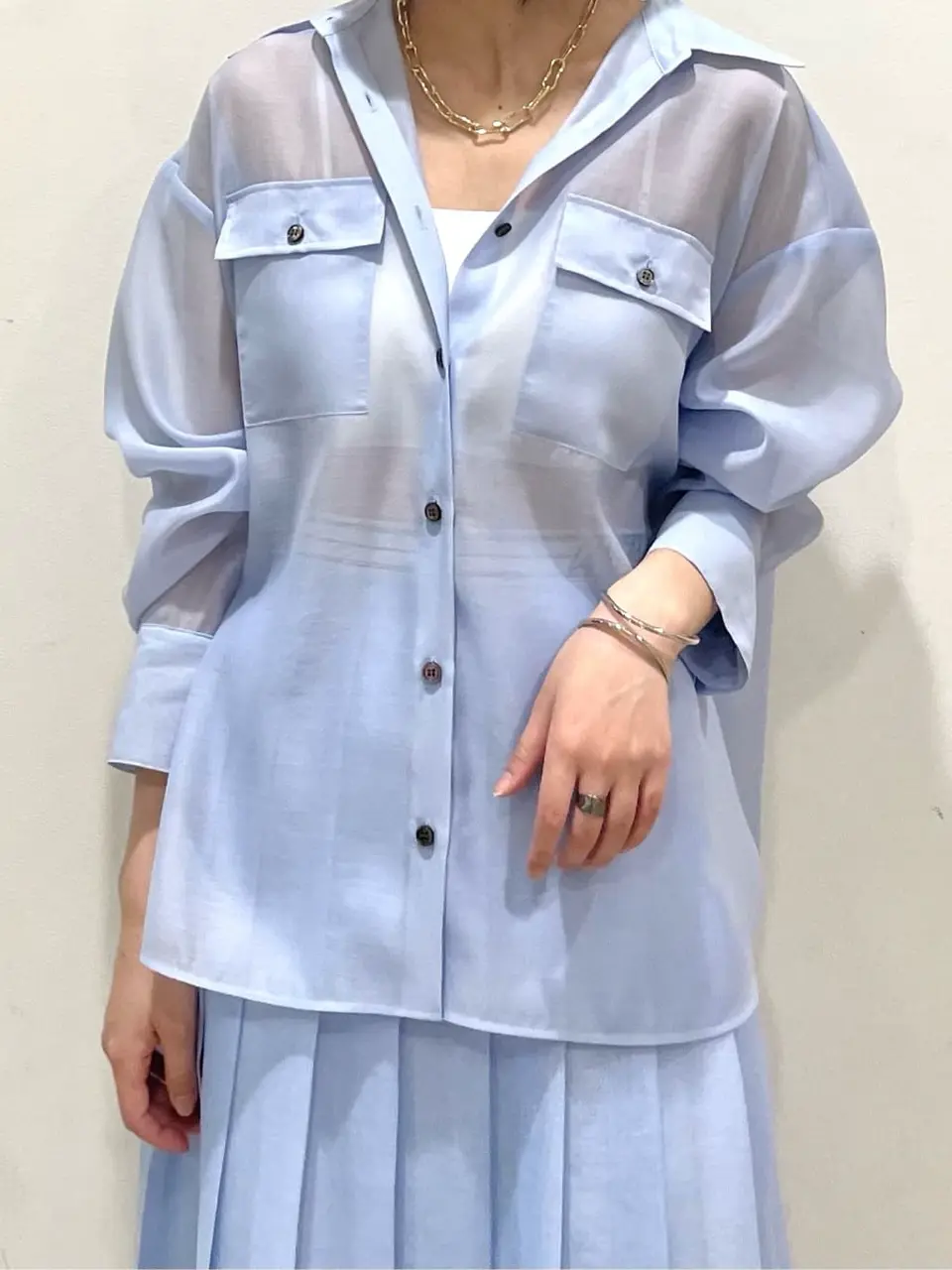 GRACE CONTINENTAL yoshi コーディネート画像