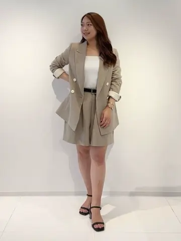 GRACE CONTINENTAL HIGASHIGAWA.R コーディネート画像