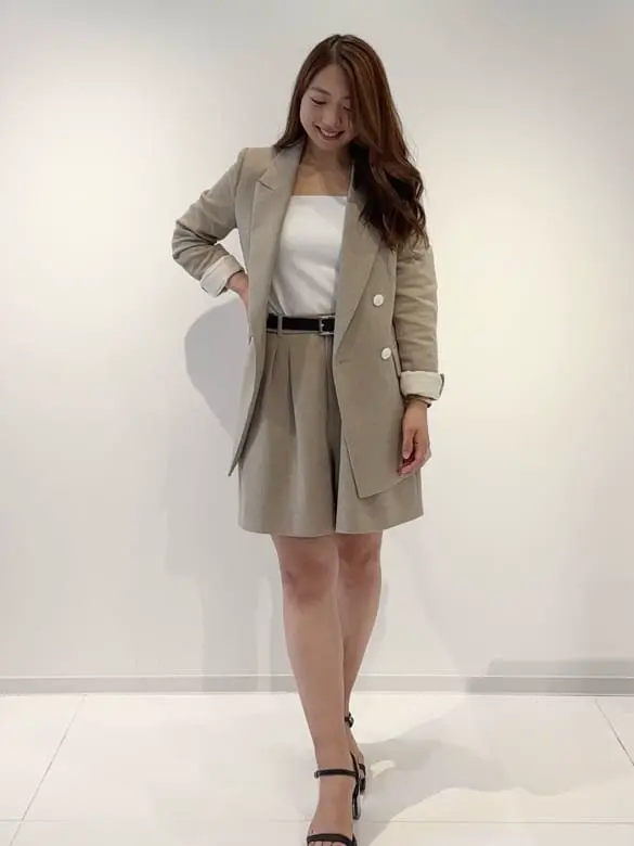 GRACE CONTINENTAL HIGASHIGAWA.R コーディネート画像