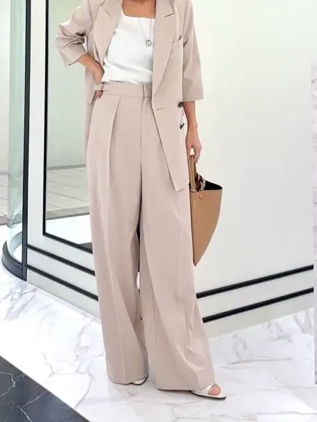 GRACE CONTINENTAL yukimi yonee コーディネート画像