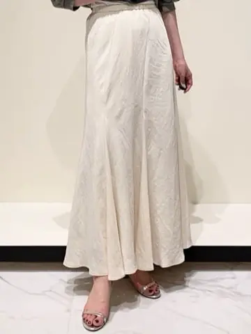 GRACE CONTINENTAL 平野 裕華 コーディネート画像