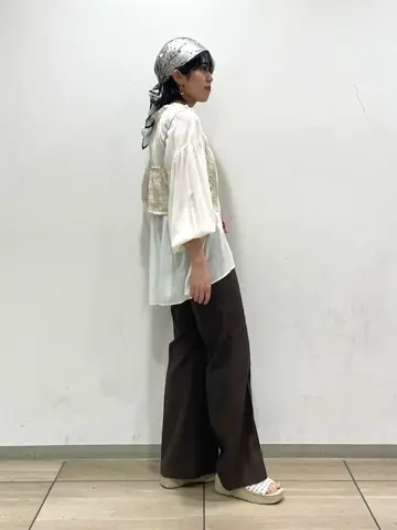 GRACE CONTINENTAL yoshi コーディネート画像