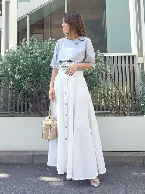 GRACE CONTINENTAL yukimi yonee コーディネート画像