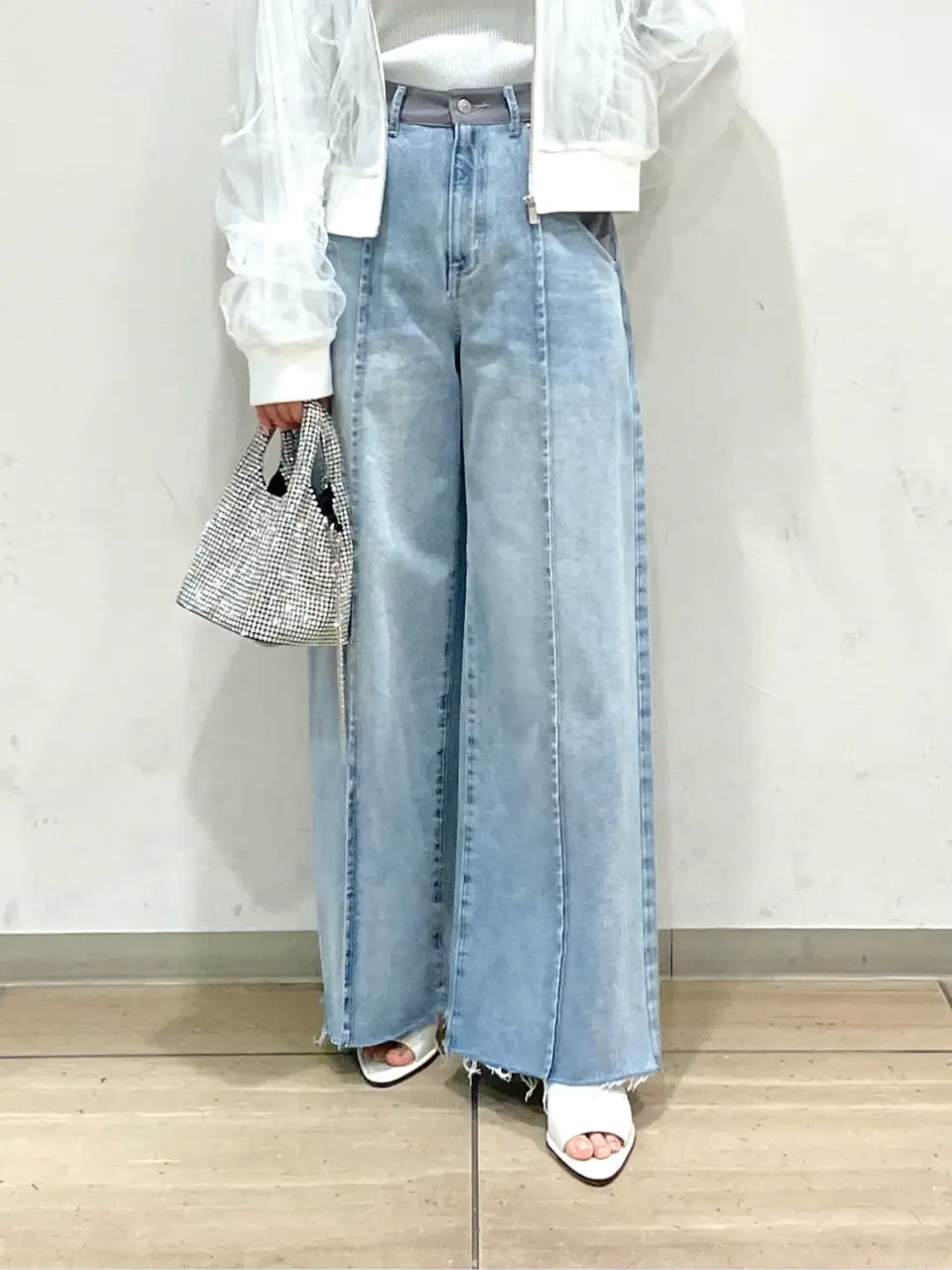 GRACE CONTINENTAL yoshi コーディネート画像