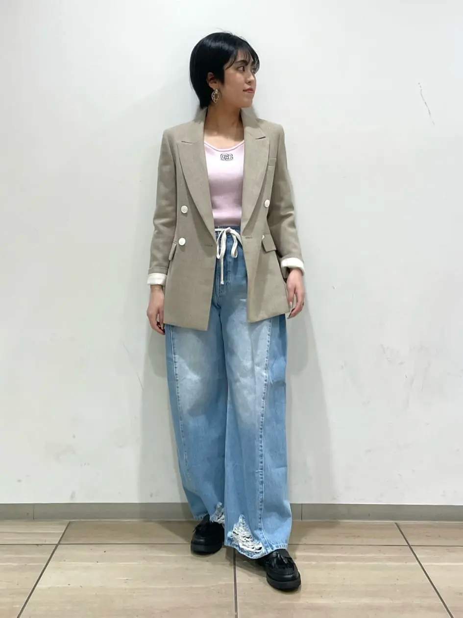 GRACE CONTINENTAL yoshi コーディネート画像