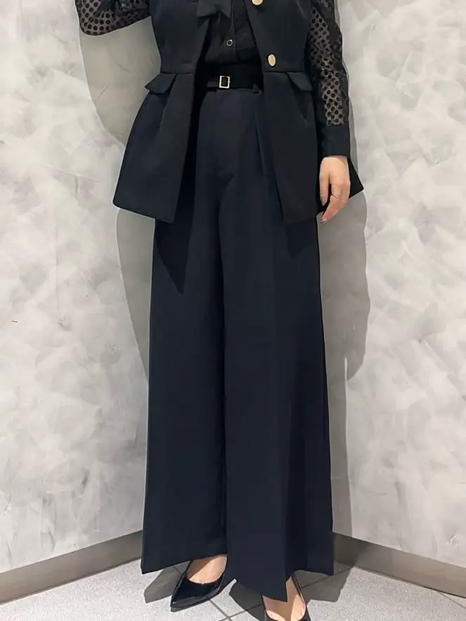 GRACE CONTINENTAL OZAWA コーディネート画像