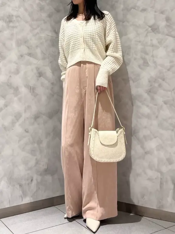 GRACE CONTINENTAL OZAWA コーディネート画像