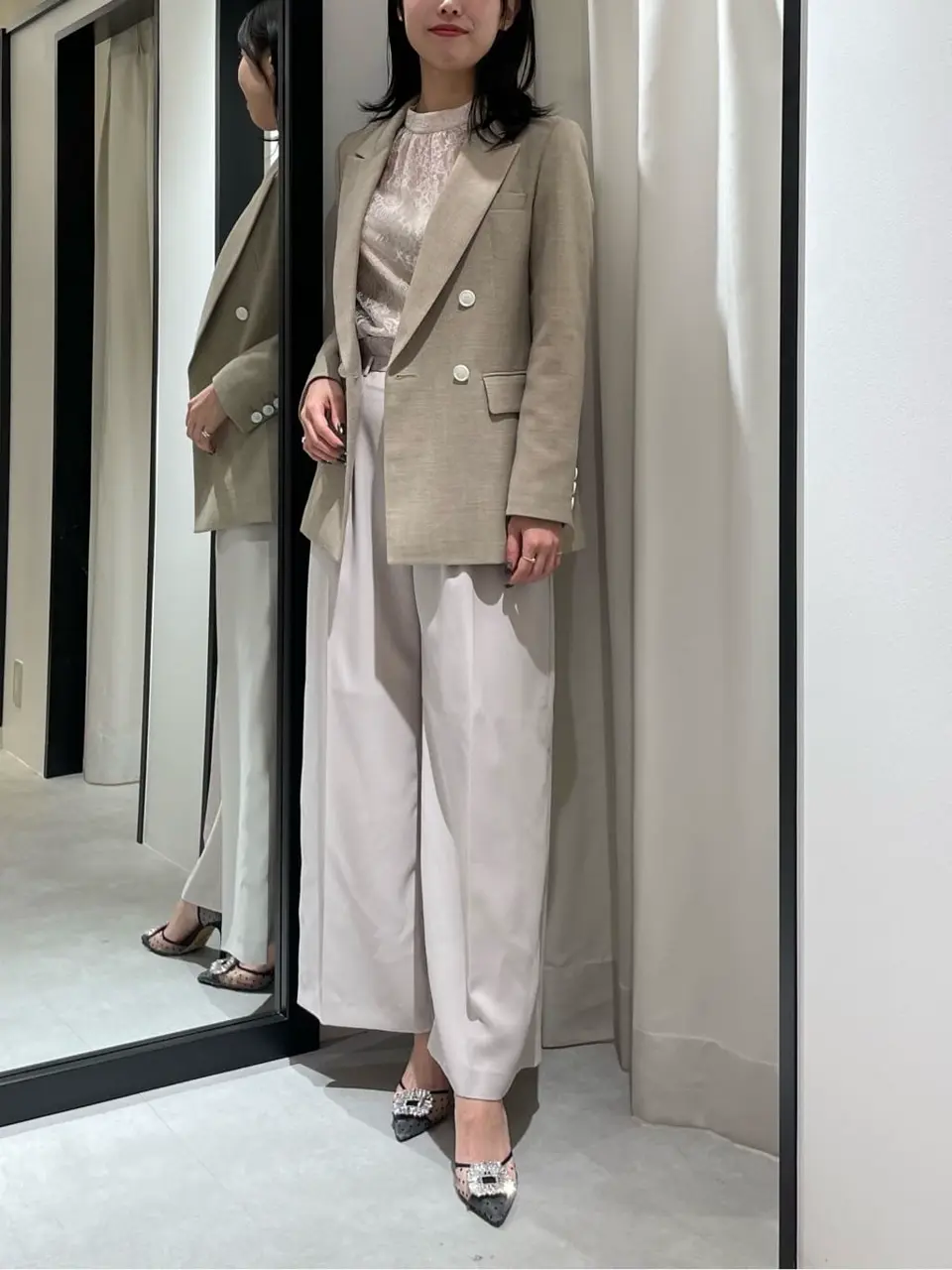 GRACE CONTINENTAL 端場　わかな コーディネート画像