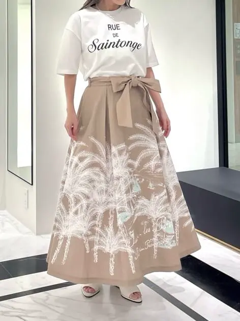 GRACE CONTINENTAL yukimi yonee コーディネート画像