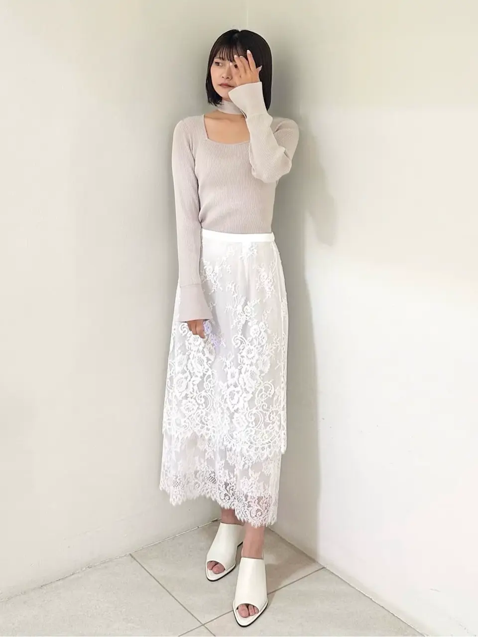 GRACE CONTINENTAL MORITA AI コーディネート画像