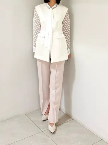 GRACE CONTINENTAL MORITA AI コーディネート画像