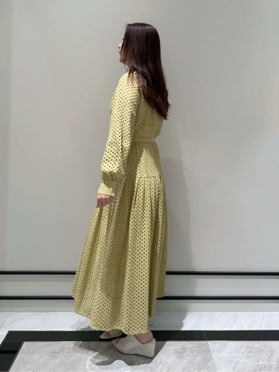 GRACE CONTINENTAL MOMOKO コーディネート画像