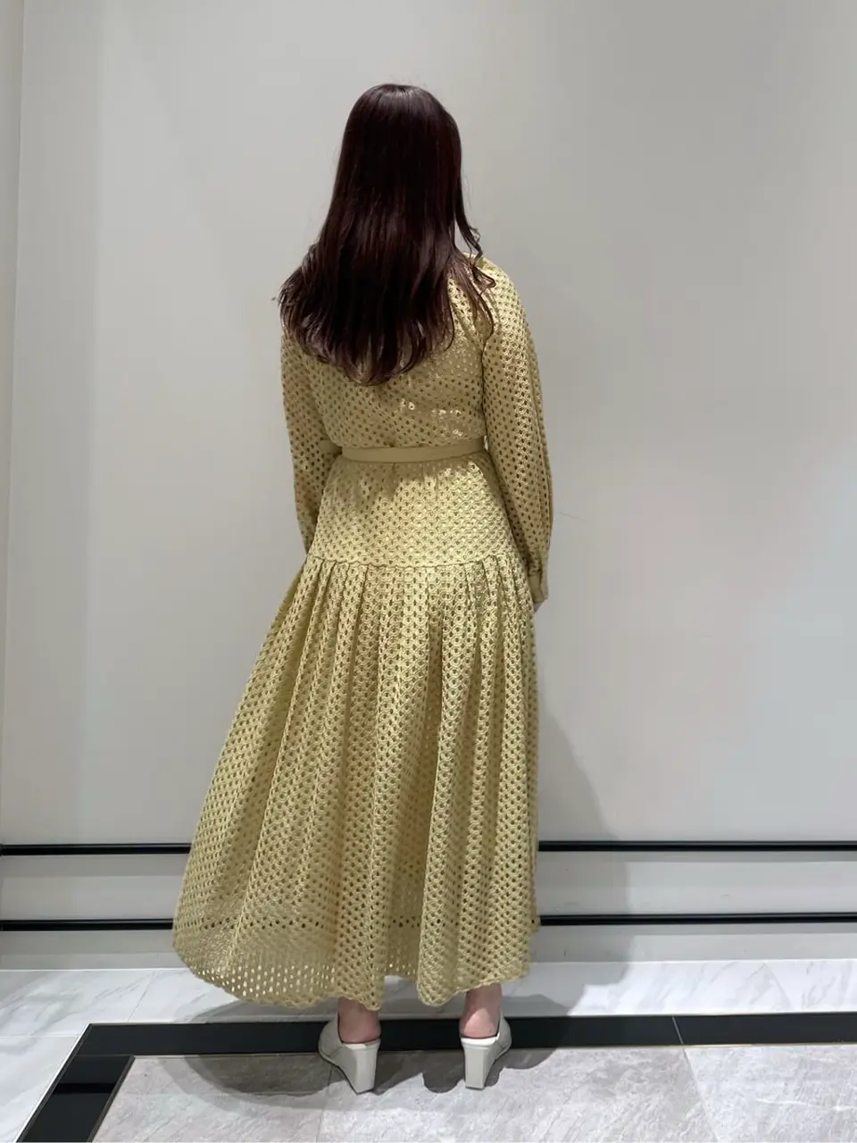 GRACE CONTINENTAL MOMOKO コーディネート画像