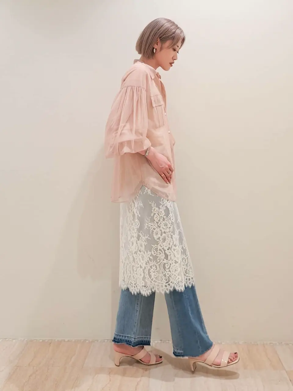 GRACE CONTINENTAL 今野　志保 コーディネート画像