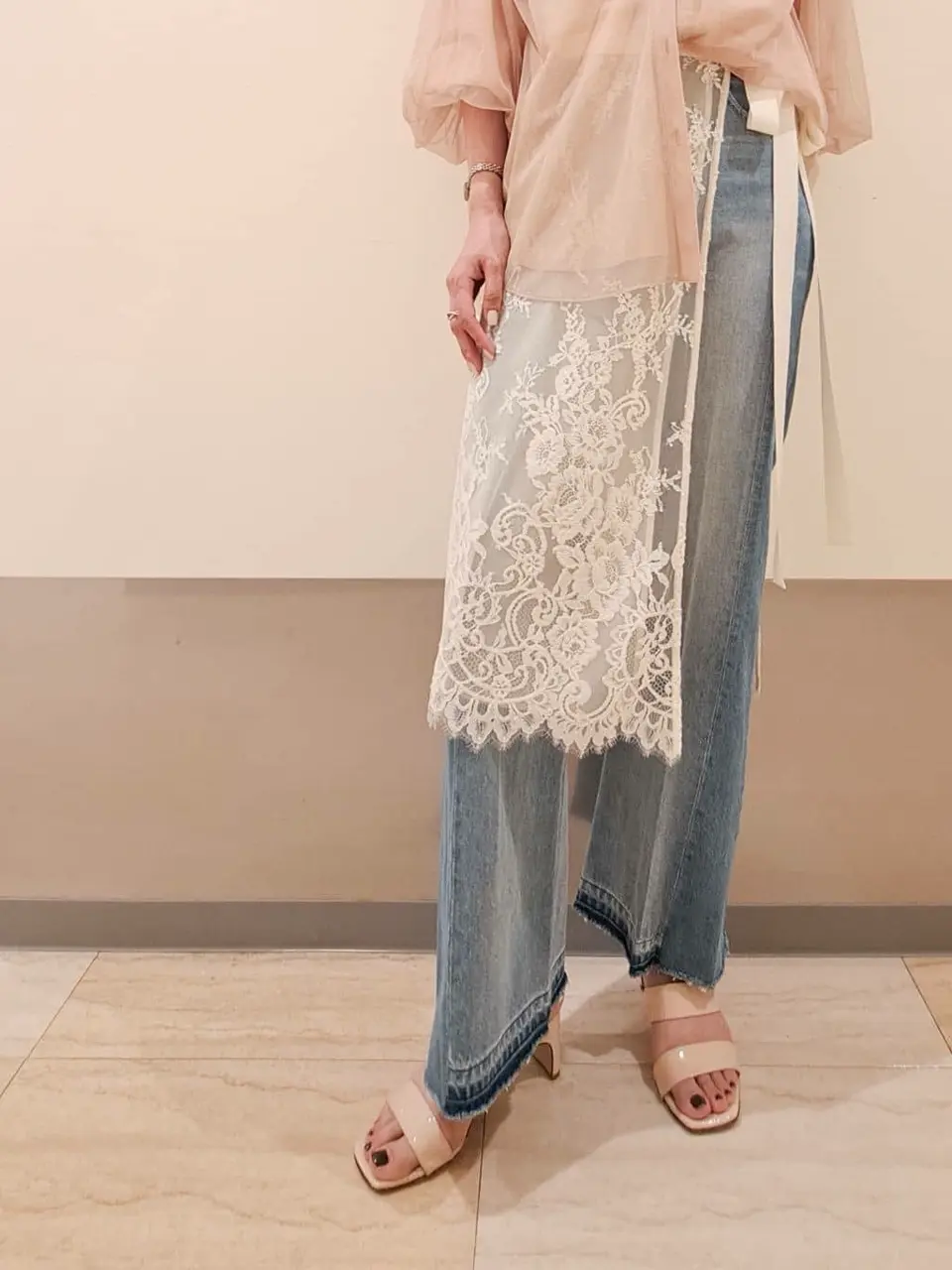 GRACE CONTINENTAL 今野　志保 コーディネート画像