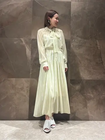 GRACE CONTINENTAL 穐山　香織 コーディネート画像