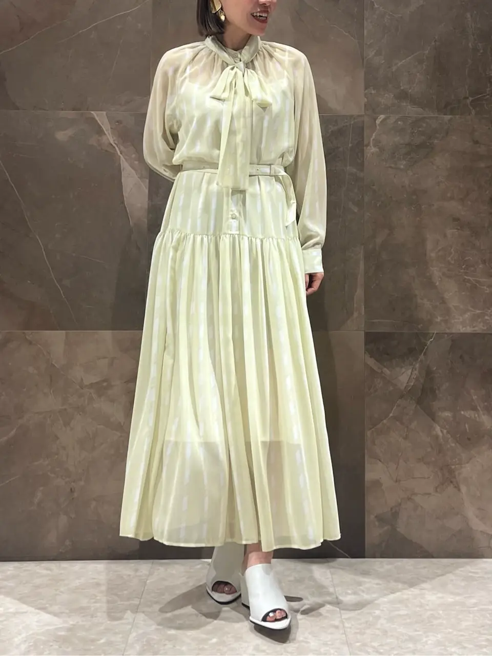 GRACE CONTINENTAL 穐山　香織 コーディネート画像