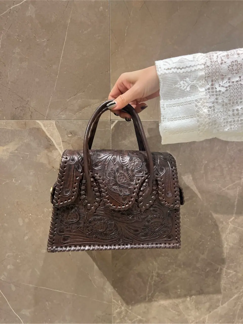 GRACE CONTINENTAL 穐山　香織 コーディネート画像