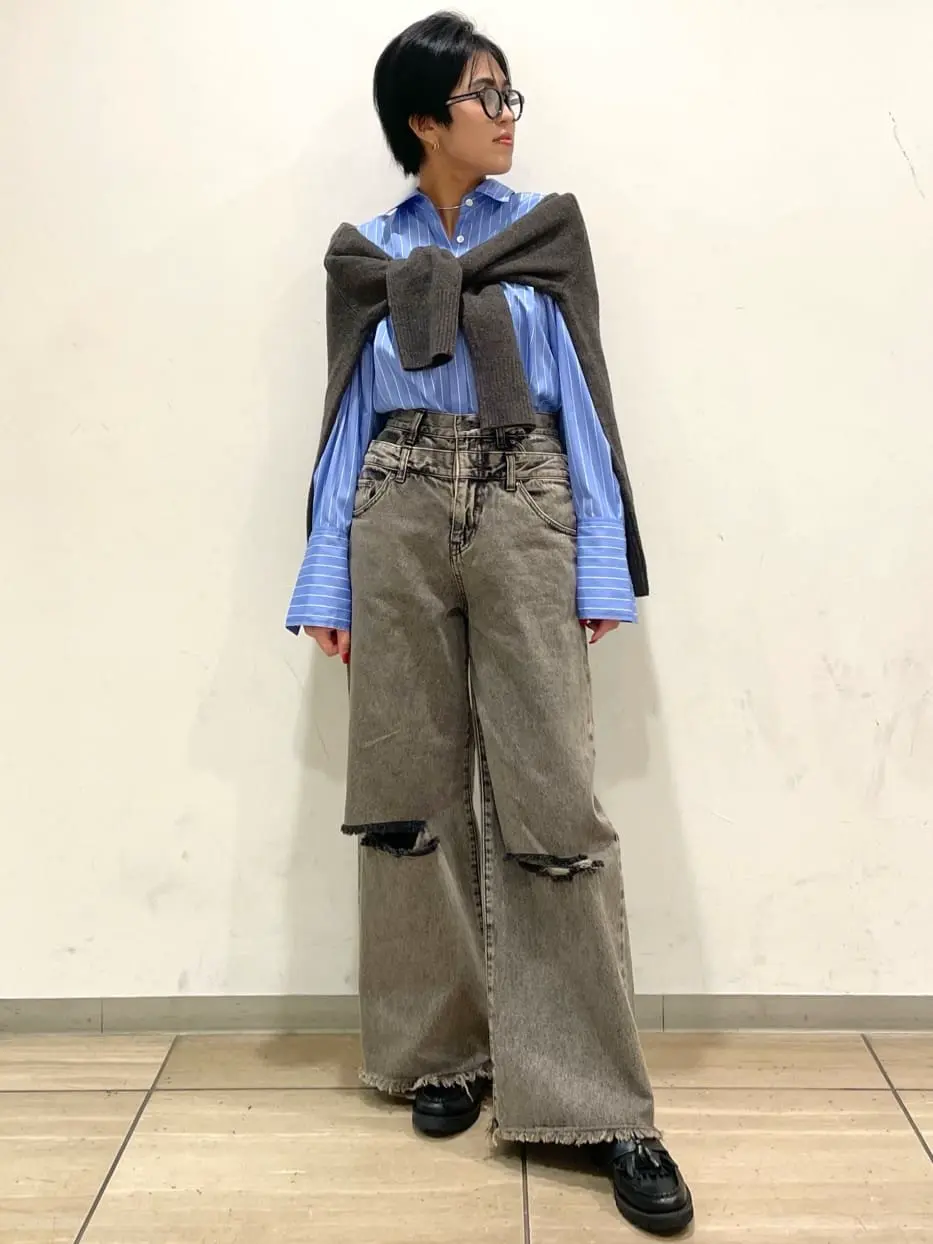 GRACE CONTINENTAL yoshi コーディネート画像