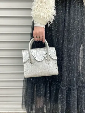 GRACE CONTINENTAL yoshi コーディネート画像