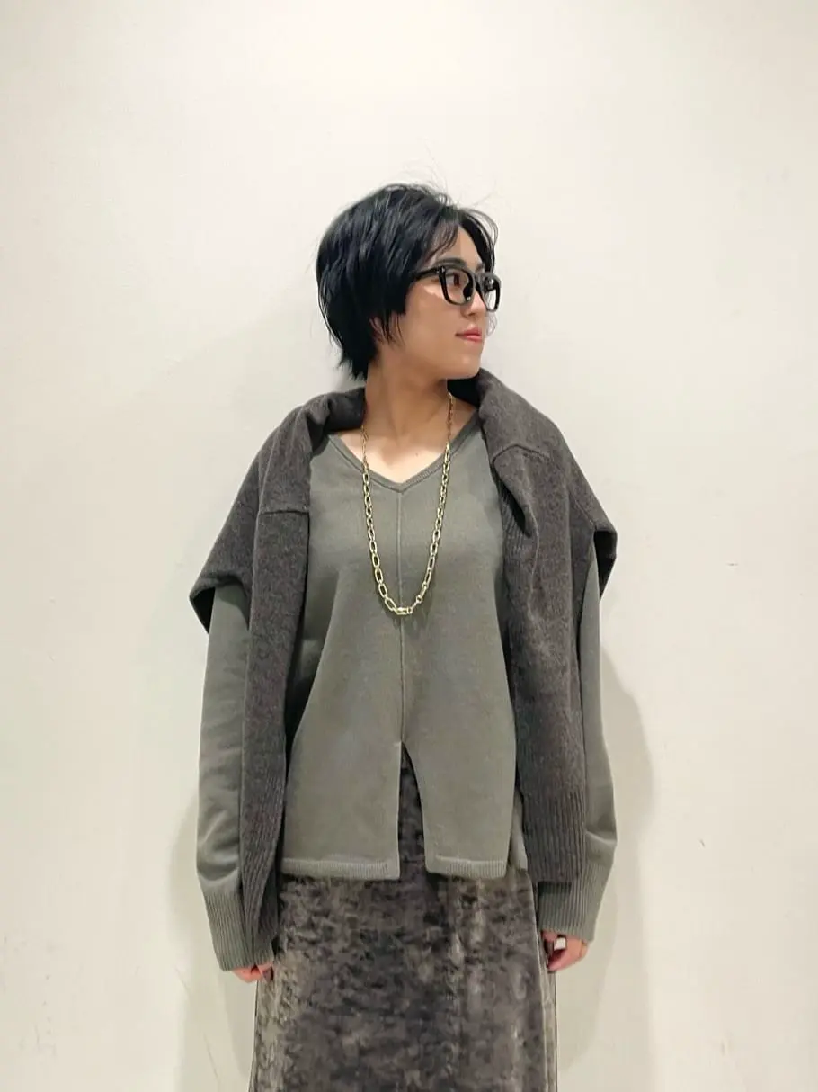 GRACE CONTINENTAL yoshi コーディネート画像