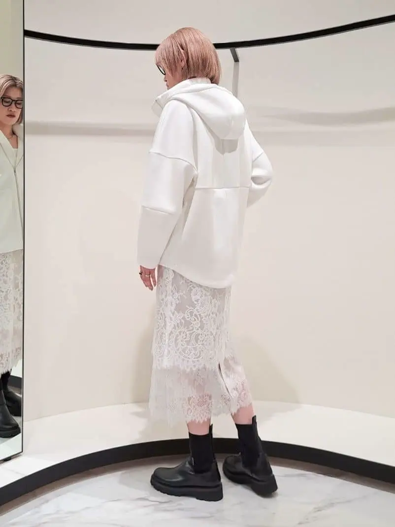 GRACE CONTINENTAL 今野　志保 コーディネート画像