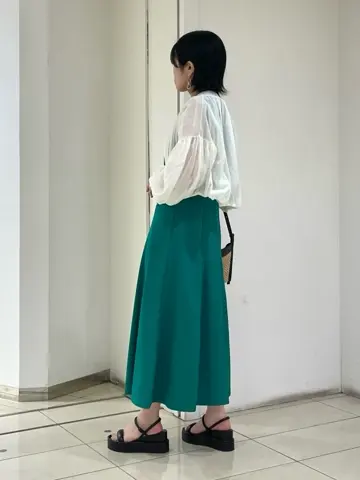 GRACE CONTINENTAL yoshi コーディネート画像