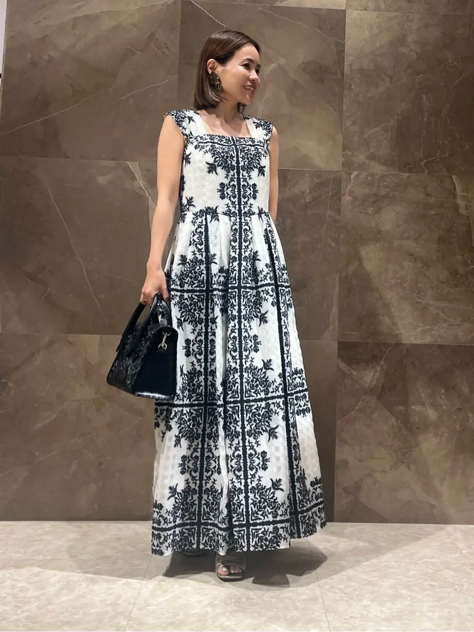 GRACE CONTINENTAL 穐山　香織 コーディネート画像