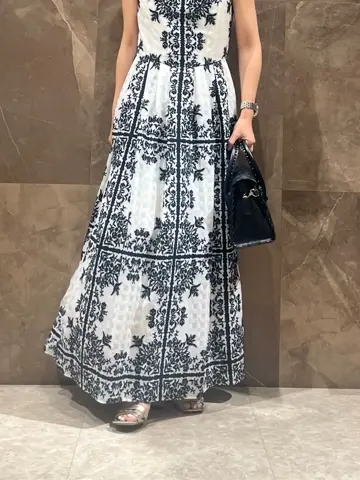 GRACE CONTINENTAL 穐山　香織 コーディネート画像