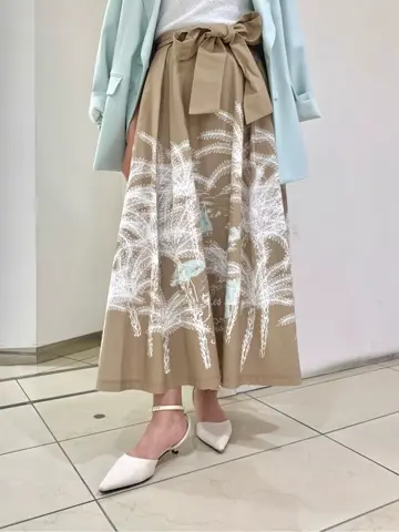 GRACE CONTINENTAL haruka iwasaki コーディネート画像