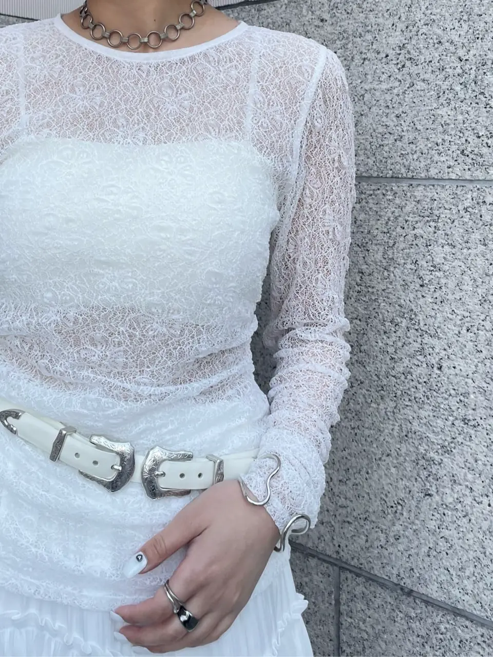 GRACE CONTINENTAL yoshi コーディネート画像