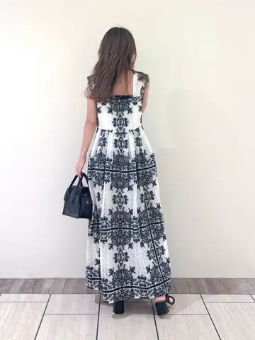 GRACE CONTINENTAL yukimi yonee コーディネート画像