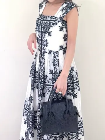 GRACE CONTINENTAL yukimi yonee コーディネート画像