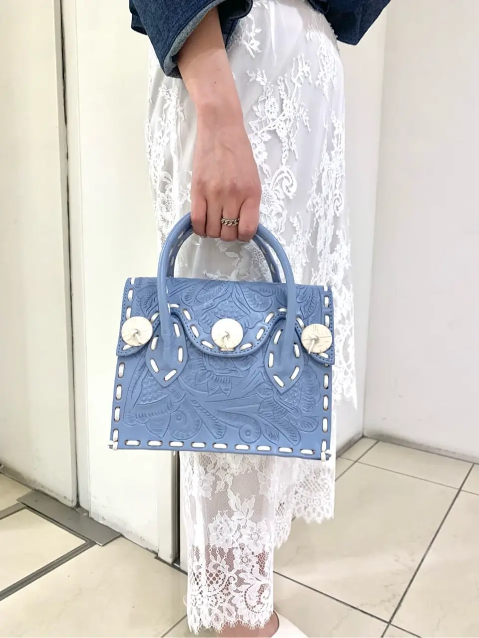 GRACE CONTINENTAL haruka iwasaki コーディネート画像