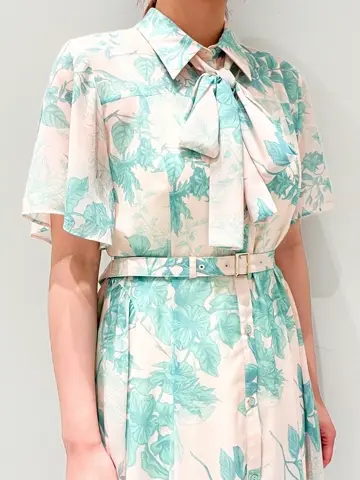 GRACE CONTINENTAL CHISAKO.S コーディネート画像