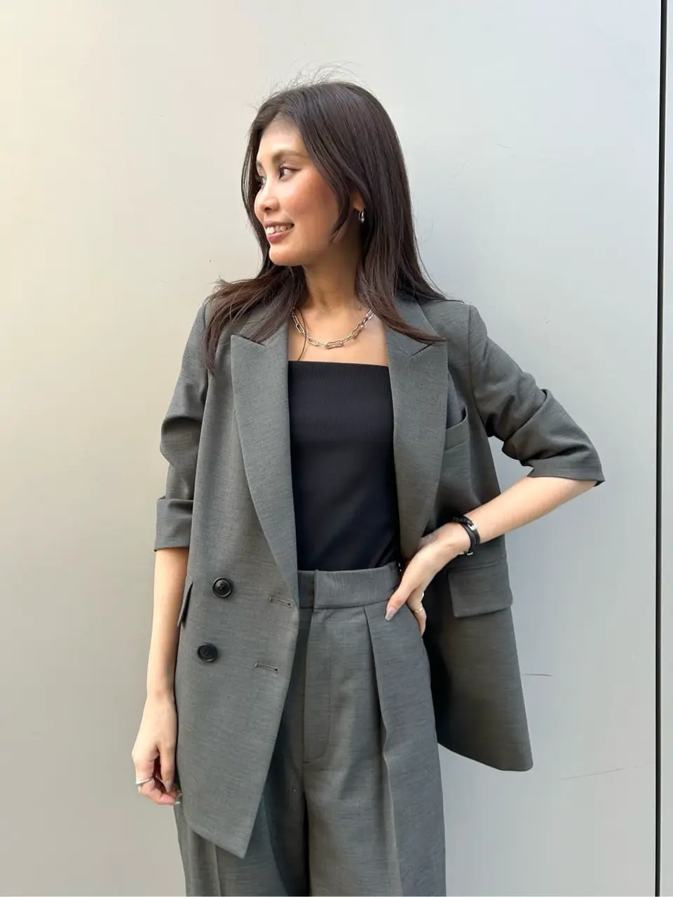 GRACE CONTINENTAL 志田　悠 コーディネート画像