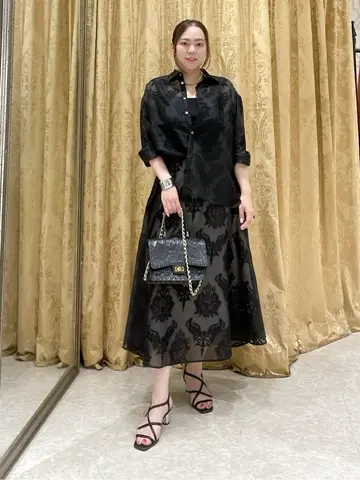 GRACE CONTINENTAL 泉　敦子 コーディネート画像