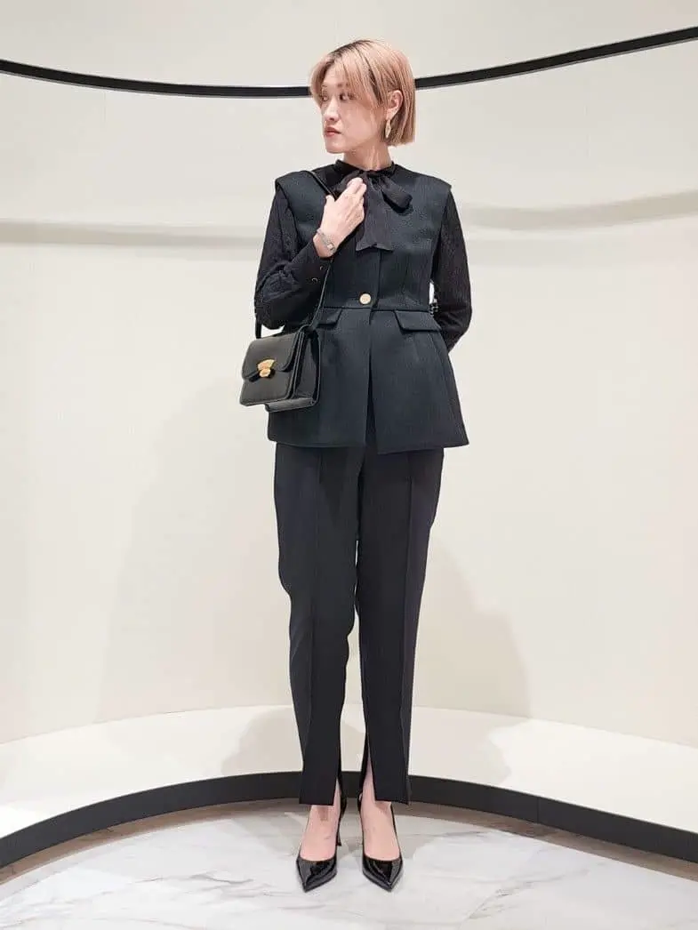 GRACE CONTINENTAL 今野　志保 コーディネート画像