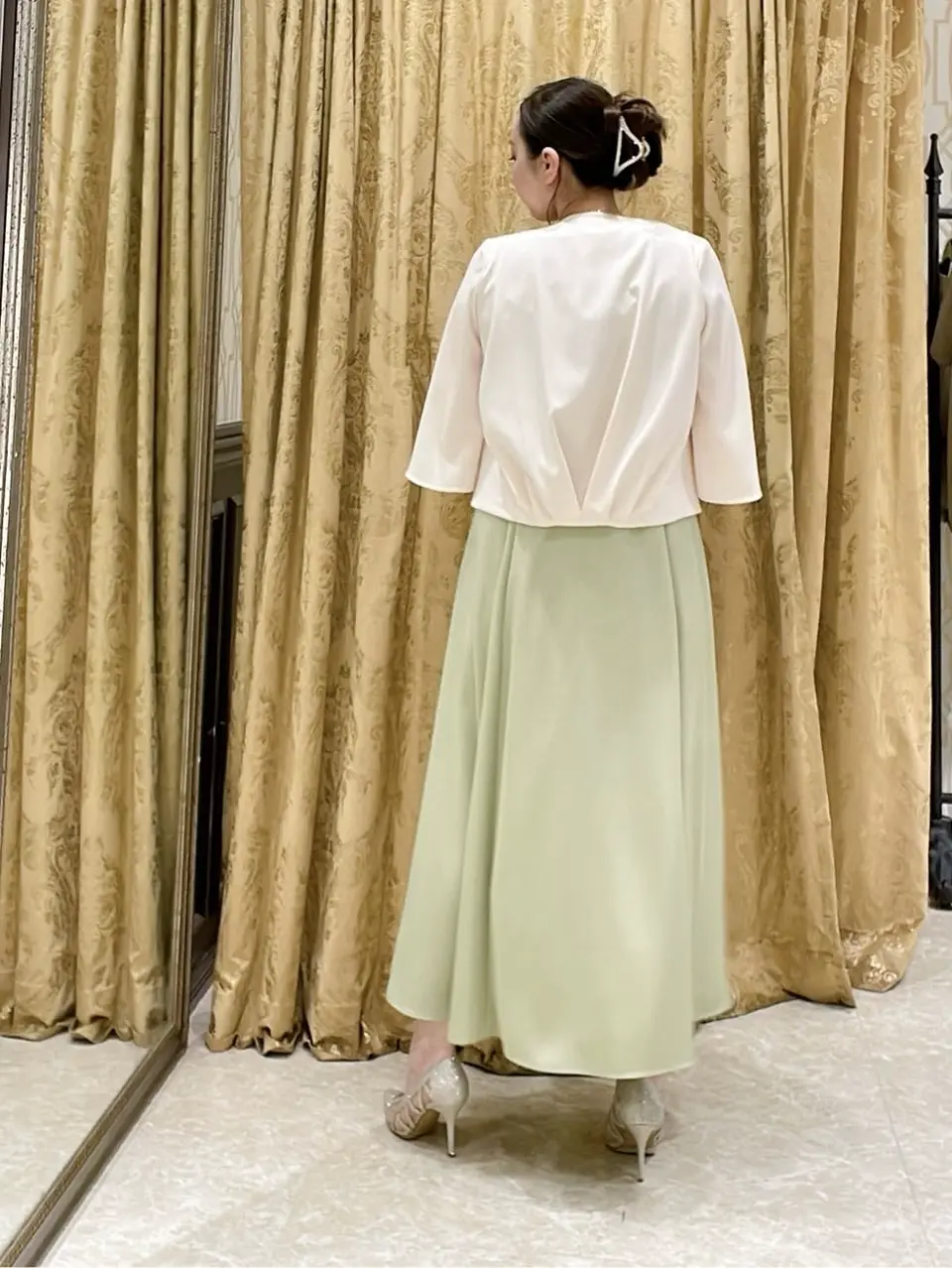 GRACE CONTINENTAL 泉　敦子 コーディネート画像